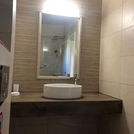 Poseidon מלון דירות איה אפימיה